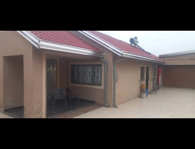 3 BEDROOM HOUSE FOR SALE IN DOBSONVILLE